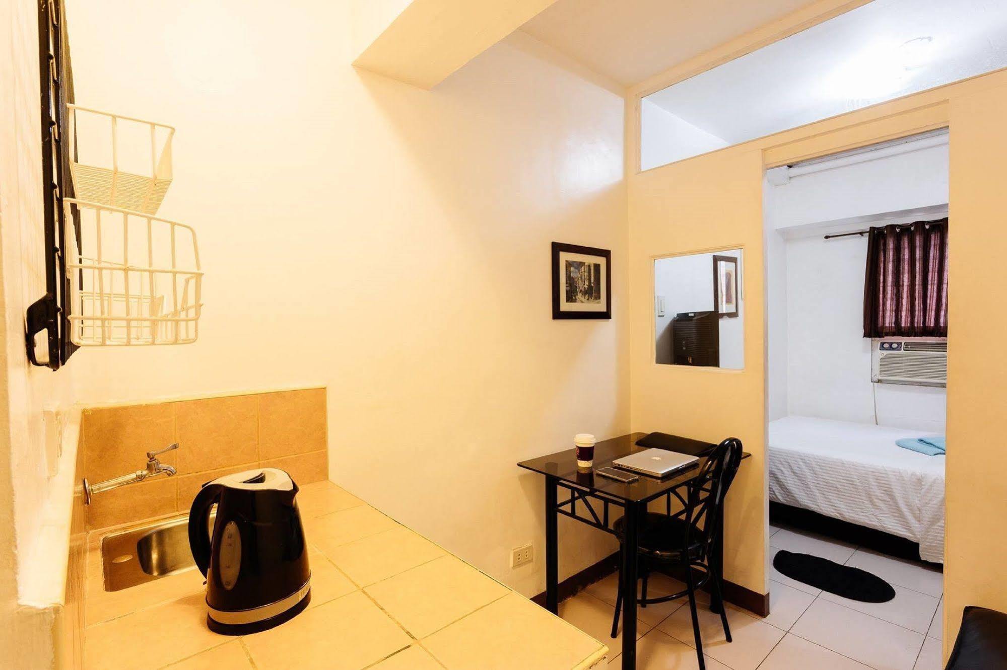 Oyo 859 City Stay Inns Pasong Tamo San Pedro Makati Exterior foto